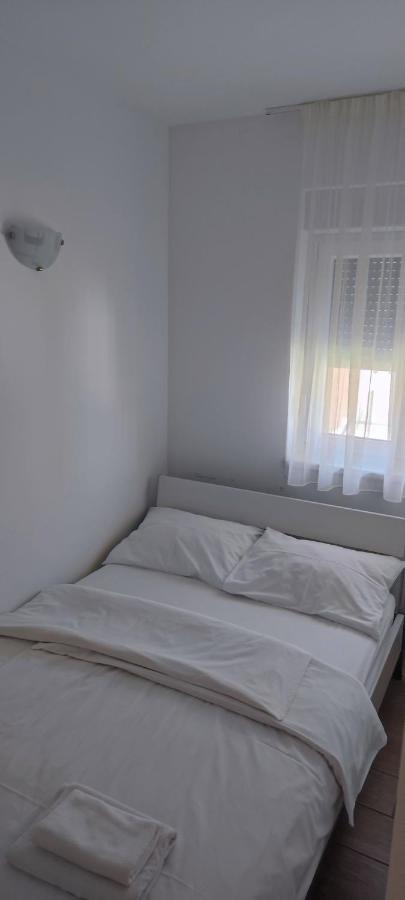 Apartments Rtina Benici Ngoại thất bức ảnh